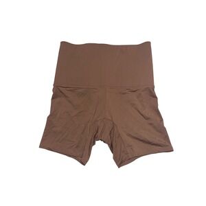 NWOT Under Where? Luxury Collection High Waisted Shaping Shorts Compression L